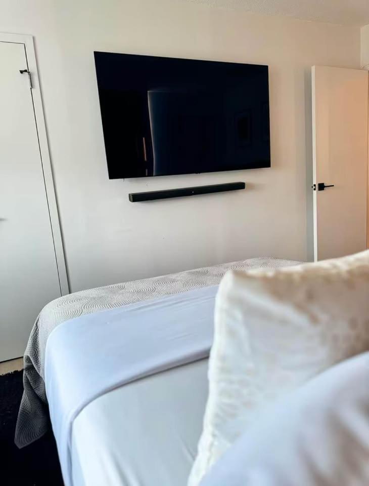 New Chic & Cozy 1bd Near East River, Minutes From Park Pangsapuri *