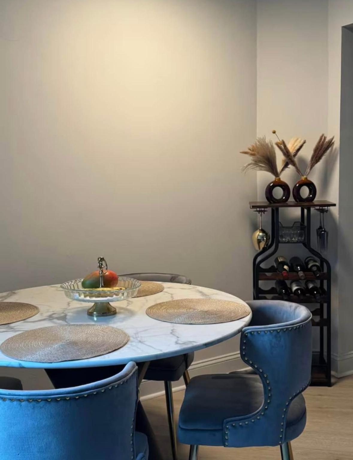 New Chic & Cozy 1bd Near East River, Minutes From Park Pangsapuri *