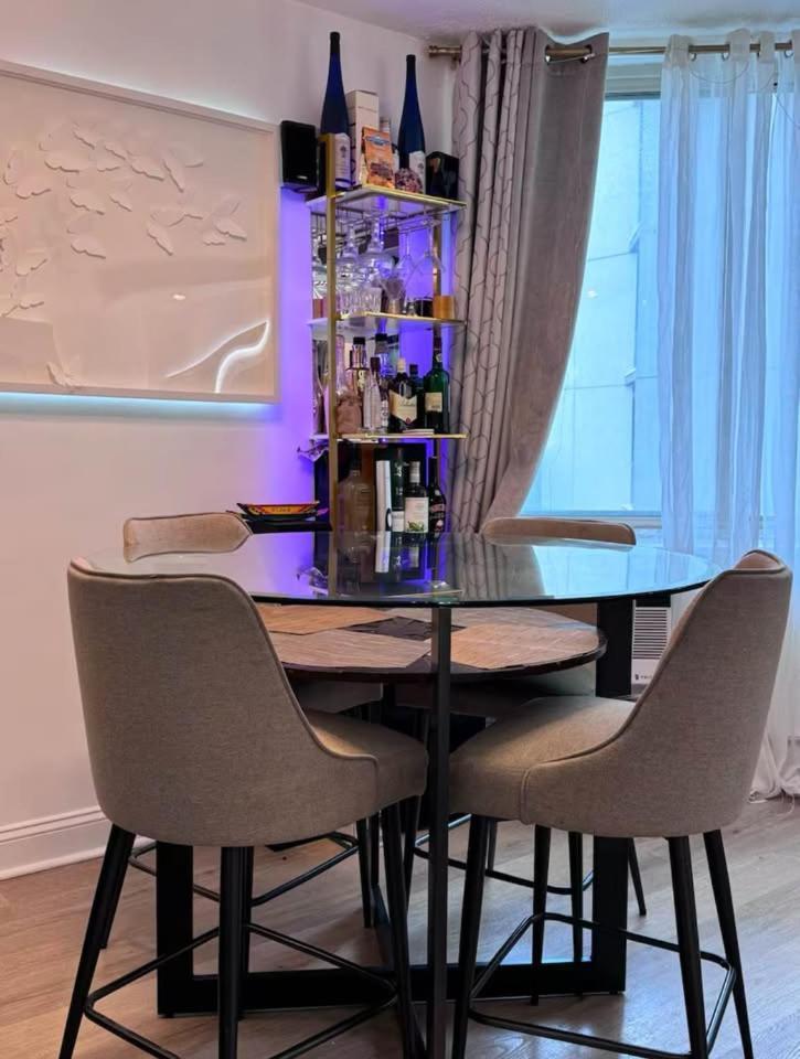 New Chic & Cozy 1bd Near East River, Minutes From Park Apartment